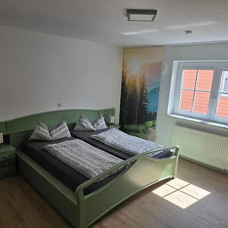 Alpenblick Apartment *
